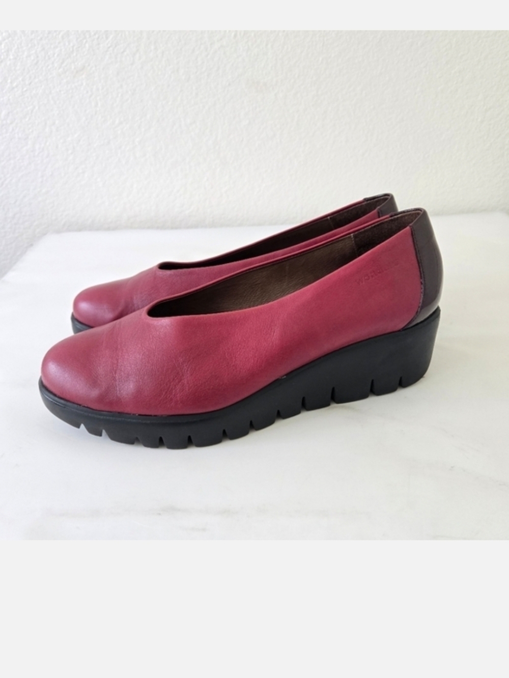 Wonders Fly Classic Leather‎ Wedge Pumps Loafer Burgundy Size 39 Or US 9